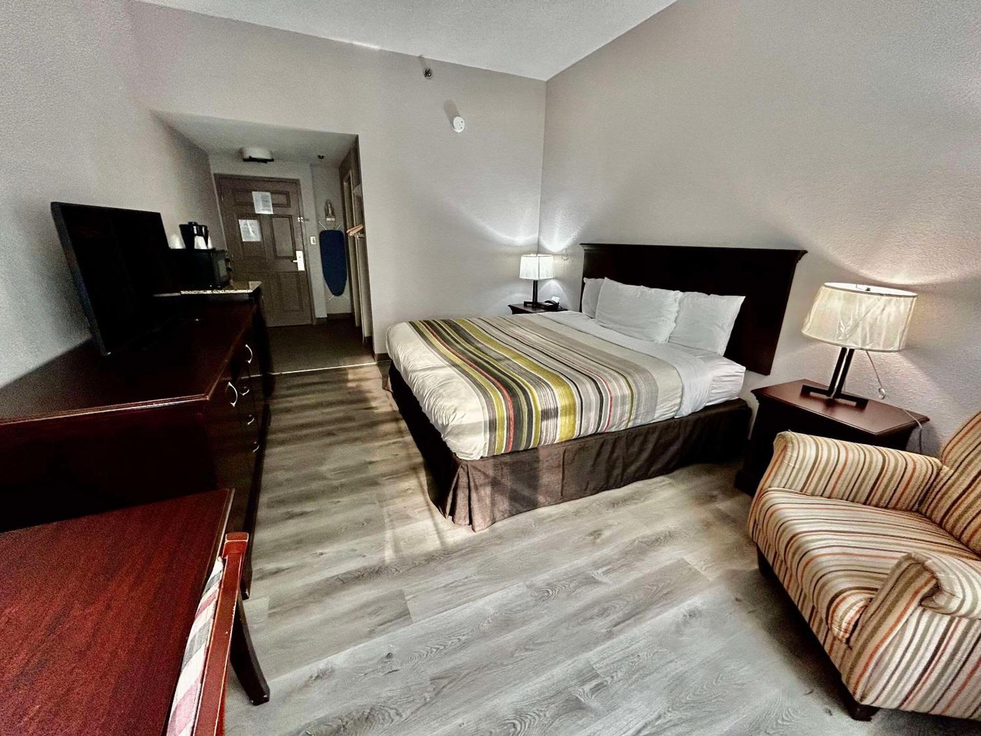 Country Inn & Suites By Radisson, Columbus, Ga Eksteriør billede